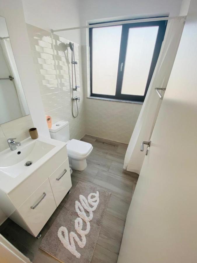 Soho Apartment - City View With Rooftop Garden Bucarest Exterior foto